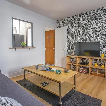 Appartement Cozy Near Gem, Europole, Gare *